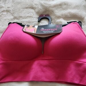 No Boundaries Pink Seamless Ribbed Bra